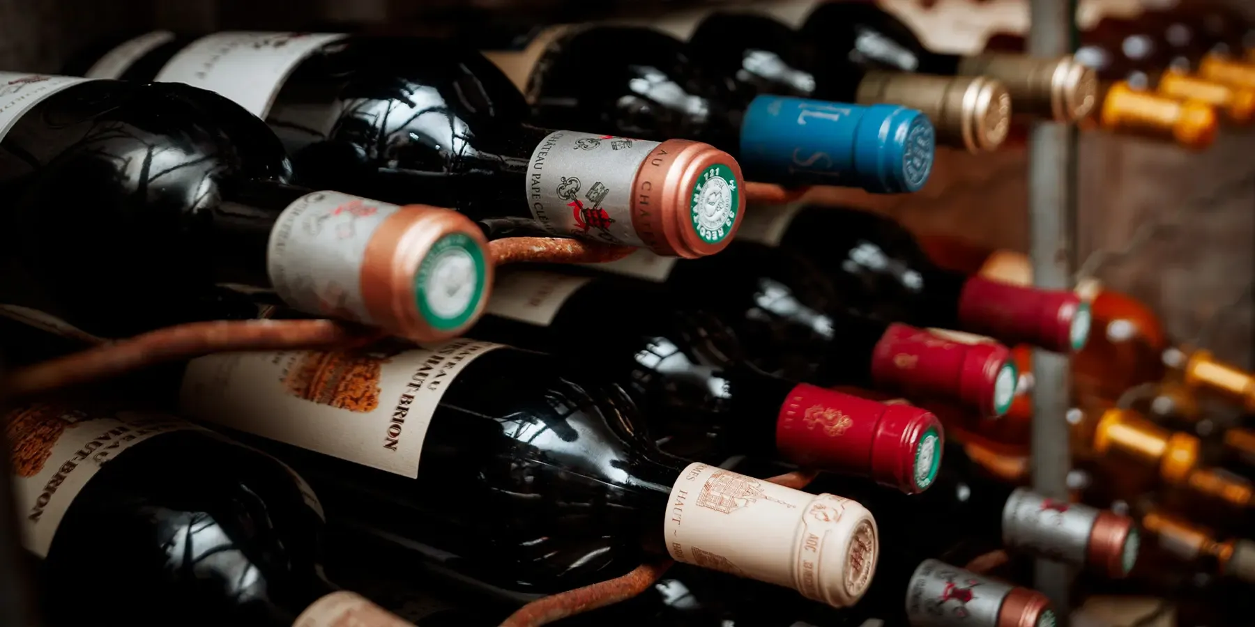 Plusieurs Crus Class&eacute;s de Graves dont le Ch&acirc;teau Haut-Brion